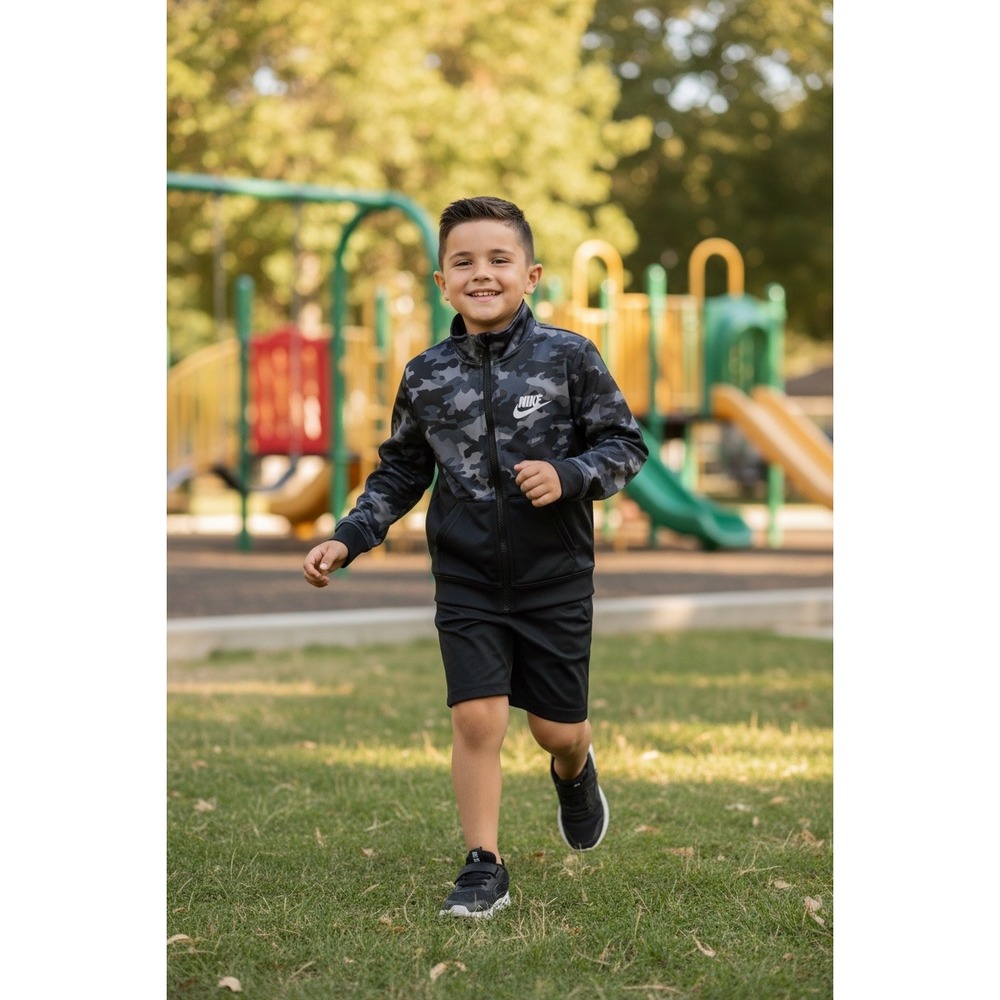 Nike Boys Camo Tracksuit Set Full Zip Jacket and Shorts Black Grey 4 XS 3-4YRS - Picture 1 of 6